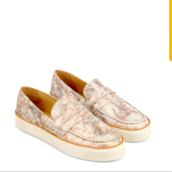 Stuart Weitzman Shoes - STUART WEITZMAN Lounge leather slip-ons